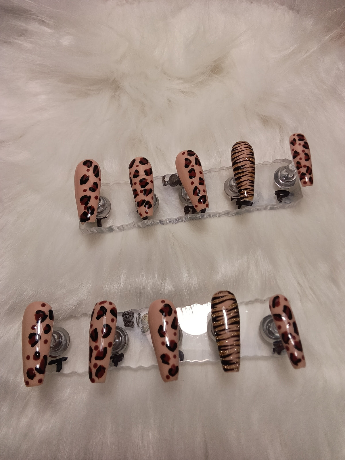 Luxury Nude Cheetah Print Press On nail set