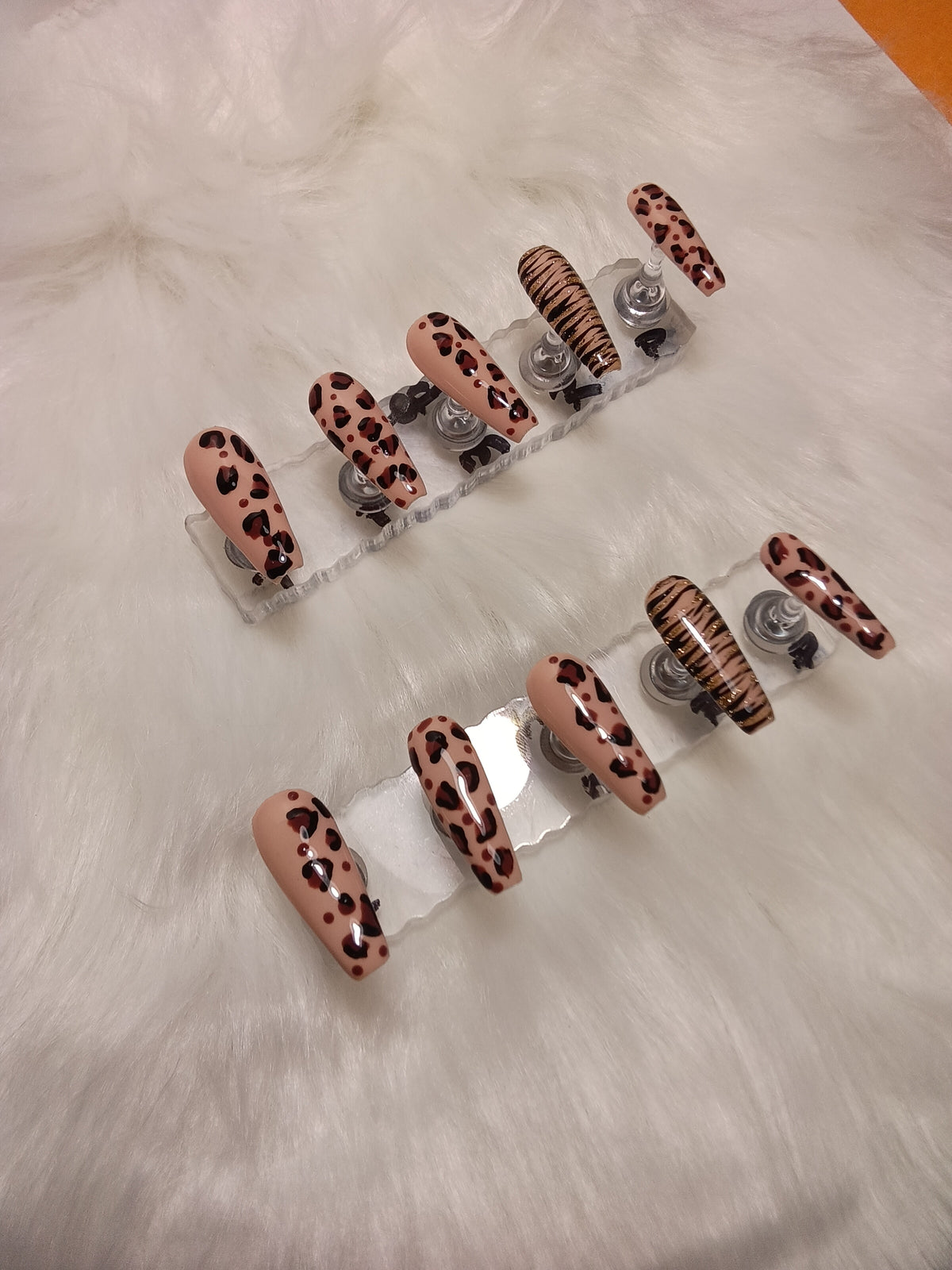Luxury Nude Cheetah Print Press On nail set