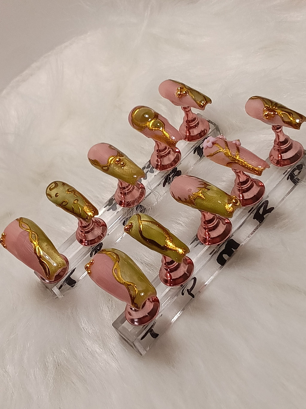 Luxury Green Cateye Coffin freestyle Press On nail set