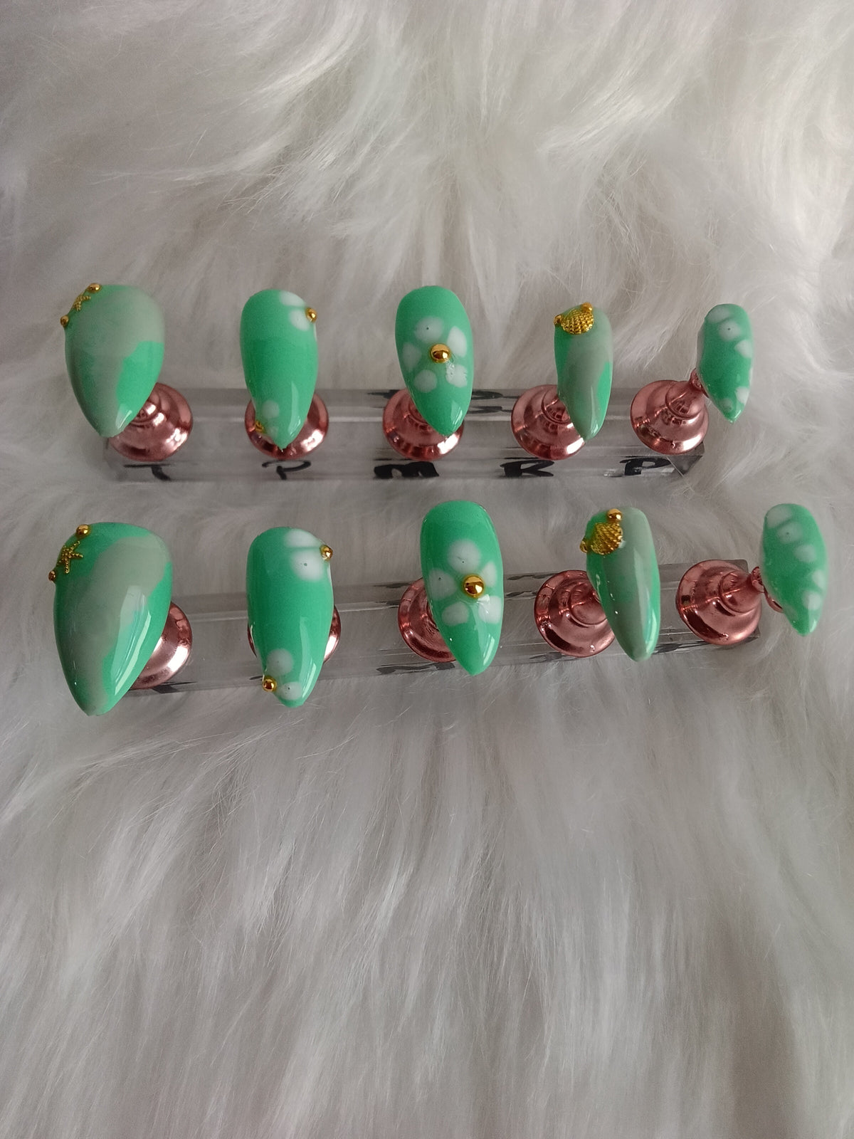 Handmade Mint Green Press On set