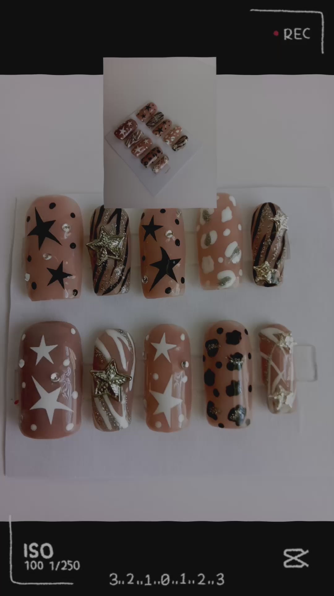 Starry Nude Medium Square Press On stars nail set