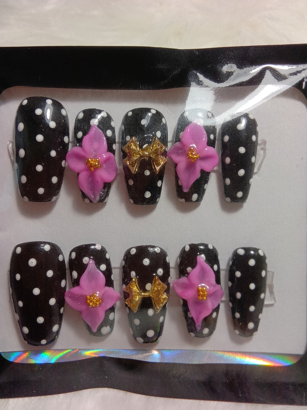Classic Black and White Polka Dot Press On set