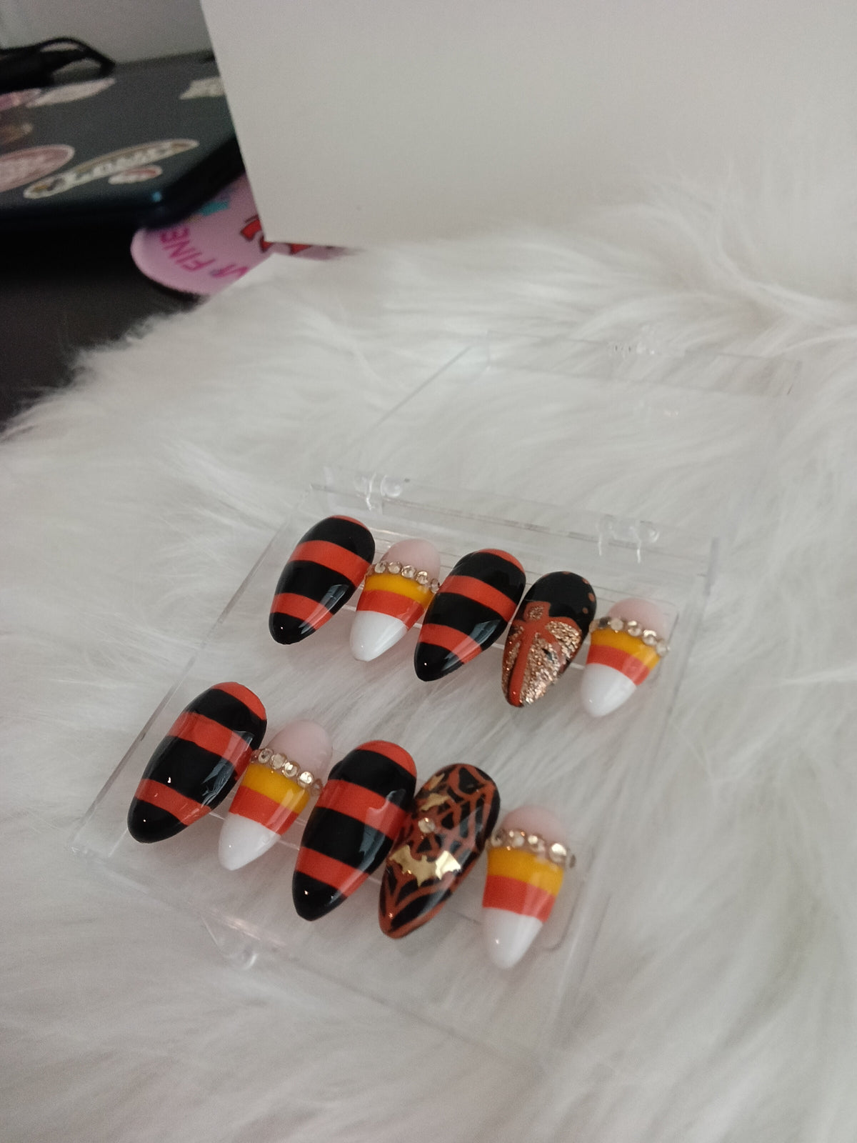 Cutsie Candy Corn Halloween Press On set