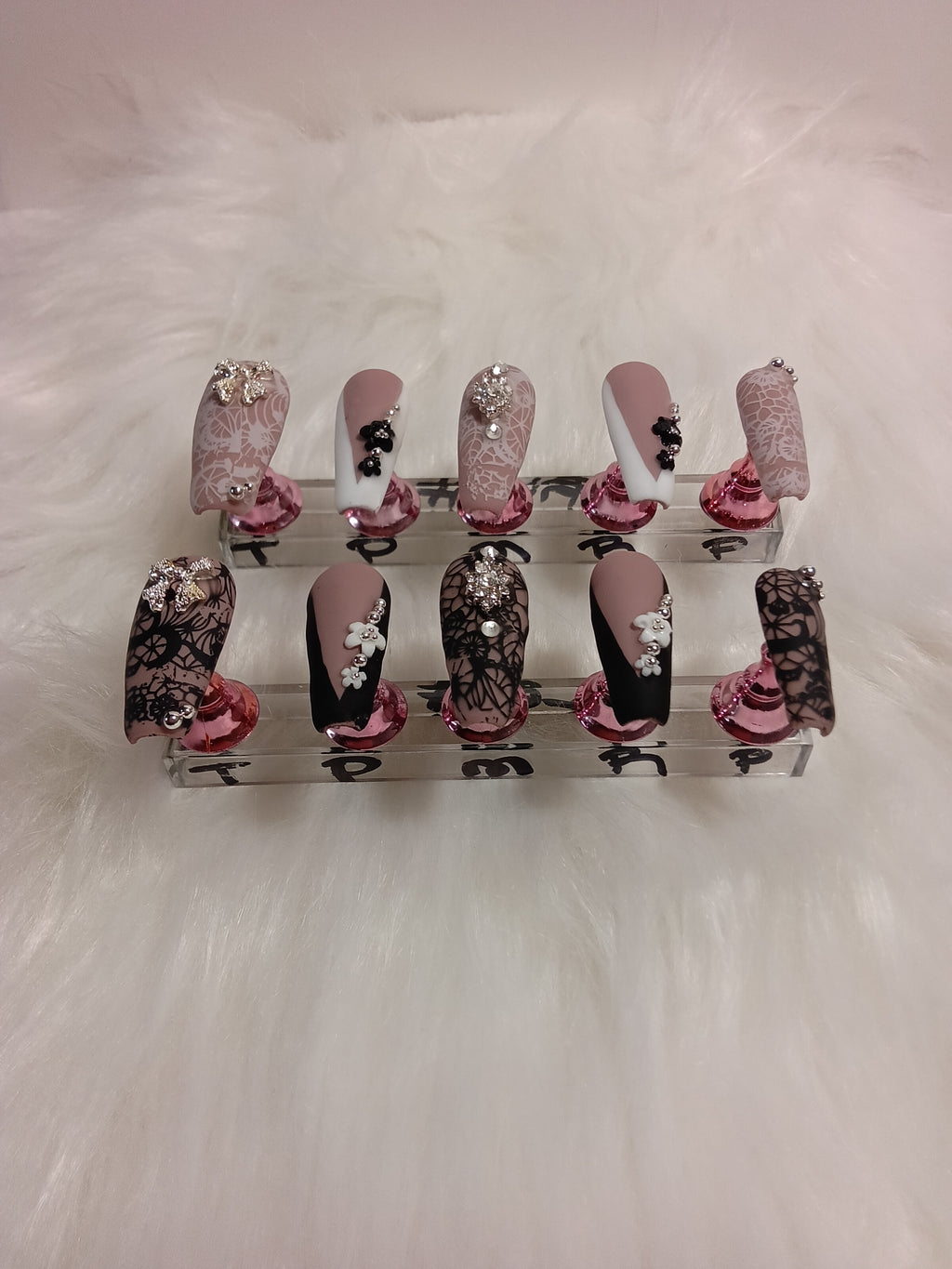 Elegant Matte Black and White Lace Press On nail set