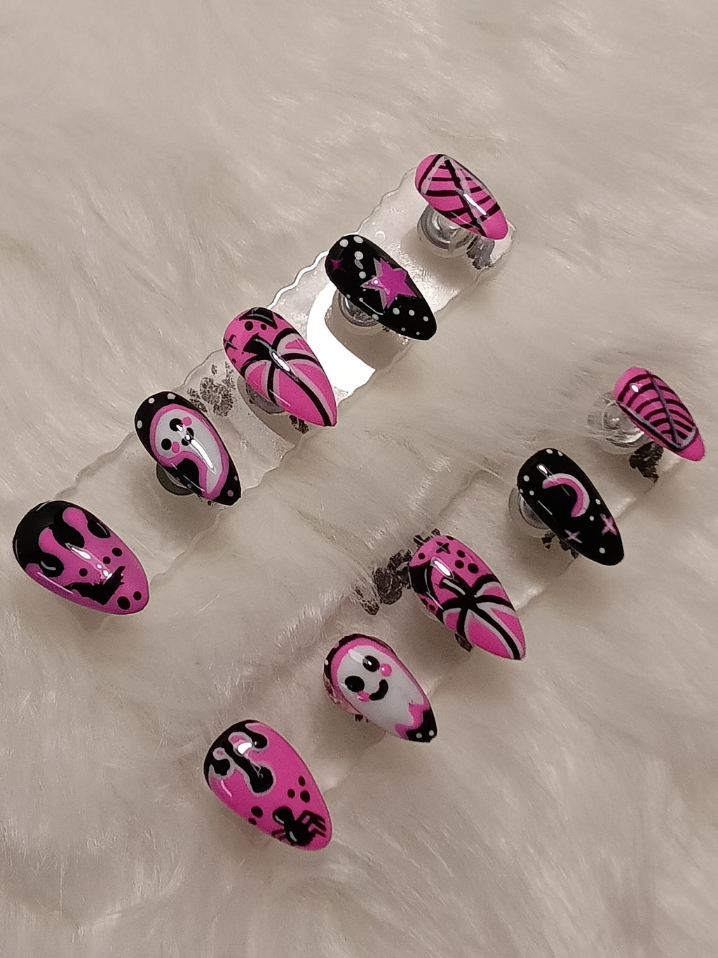 Cutsie Pink and Black Halloween Press On set