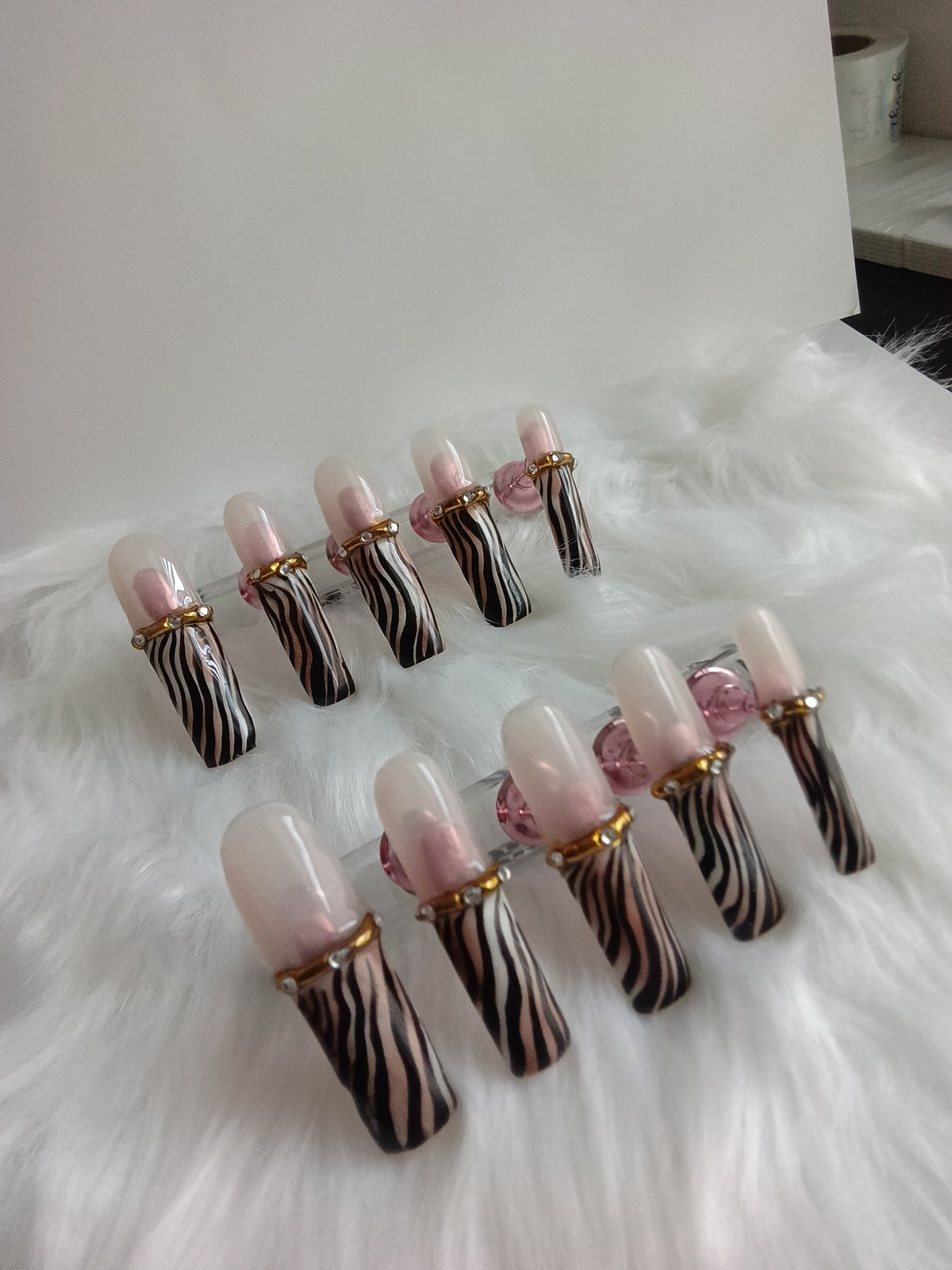 Exotic Zebra Print Press On set