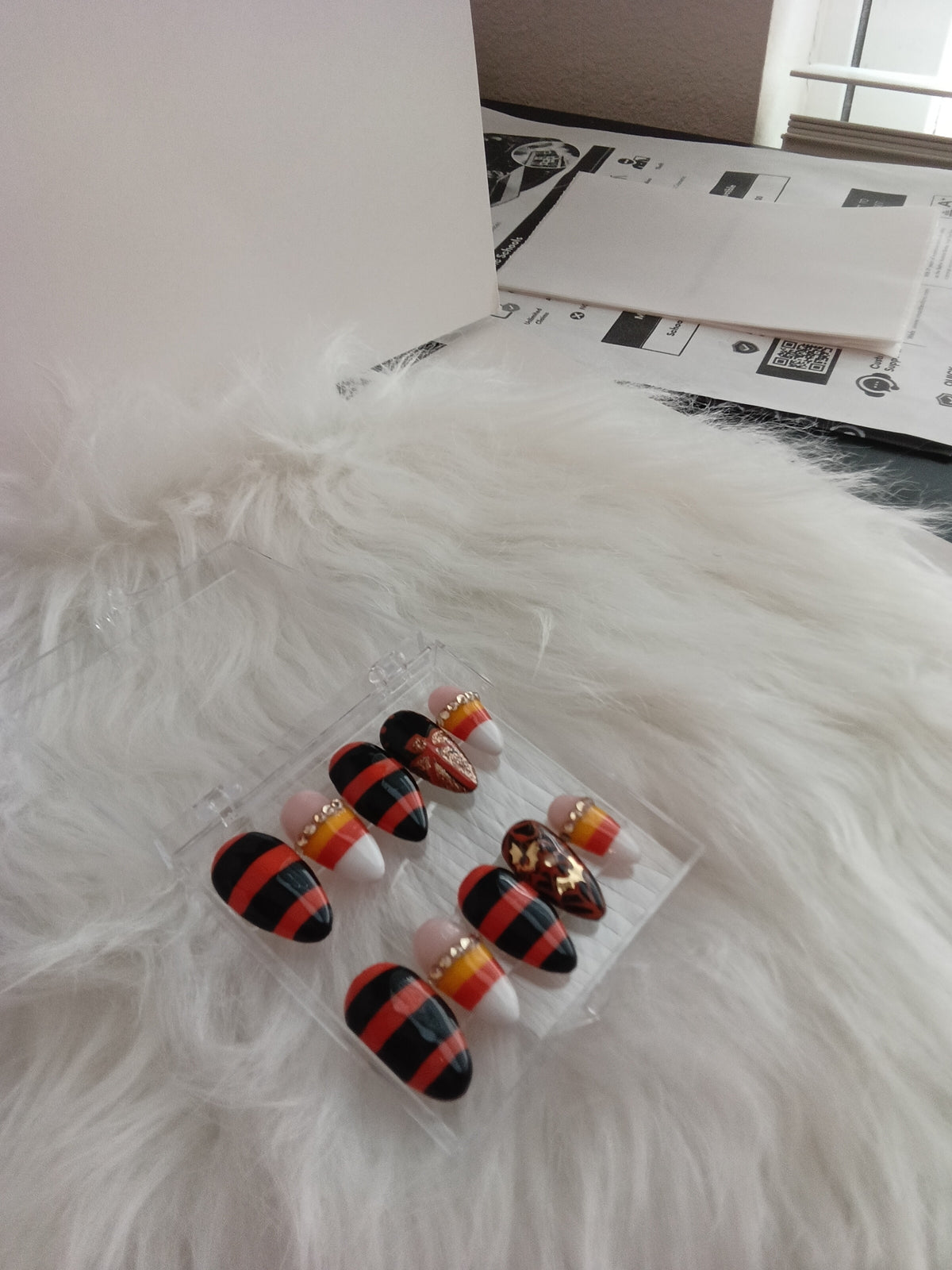 Cutsie Candy Corn Halloween Press On set
