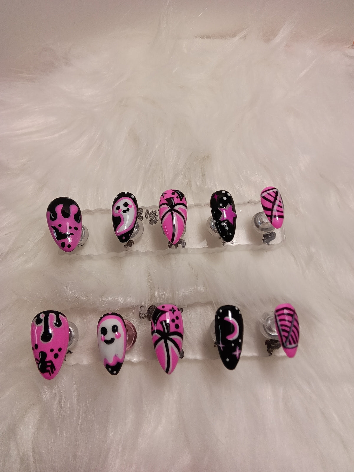 Cutsie Pink and Black Halloween Press On set