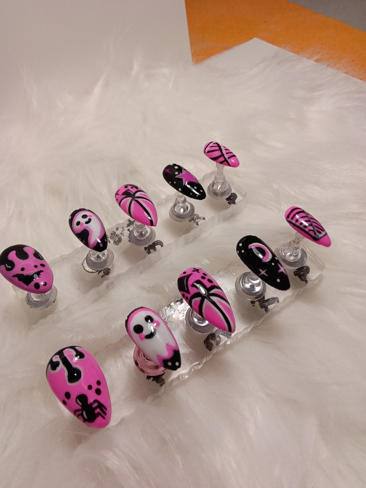 Cutsie Pink and Black Halloween Press On set