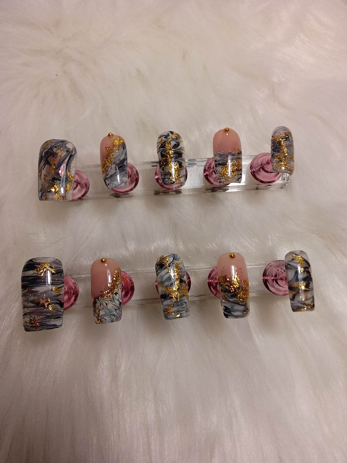 Elegant Black and White Marble Press On nail set